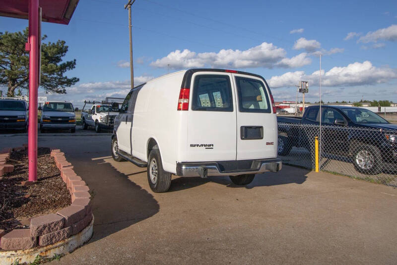 2015 GMC Savana 2500