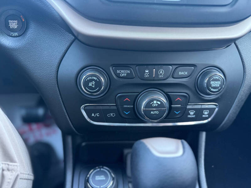 2017 Jeep Cherokee Latitude