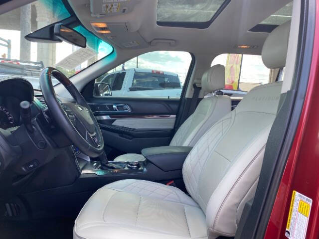2017 Ford Explorer Platinum