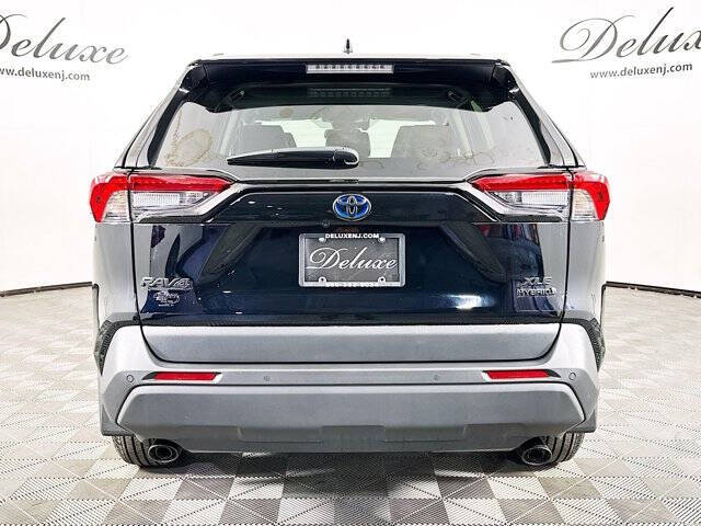 2024 Toyota RAV4 Hybrid XLE Premium