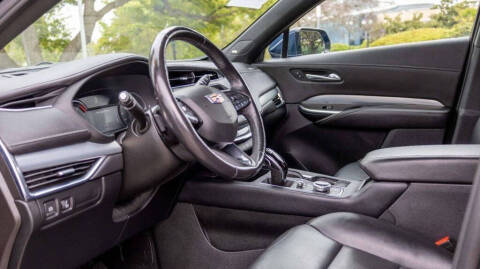 2021 Cadillac XT4 Premium Luxury