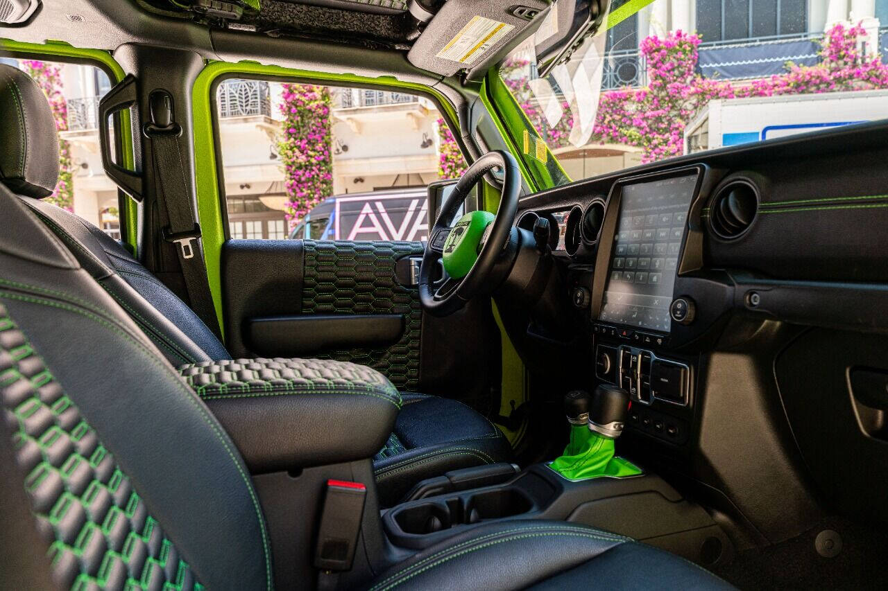 2022 JEEP Gladiator Pickup - $147,995