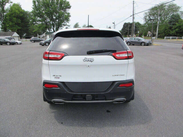 2016 Jeep Cherokee for sale at FINAL DRIVE AUTO SALES INC in Shippensburg, PA