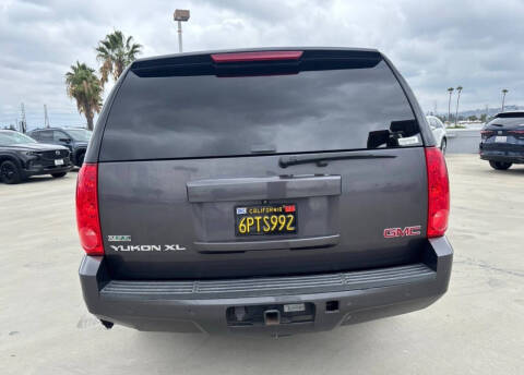 2011 GMC Yukon XL SLT