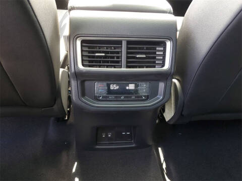 2025 Volkswagen Atlas SEL 4Motion