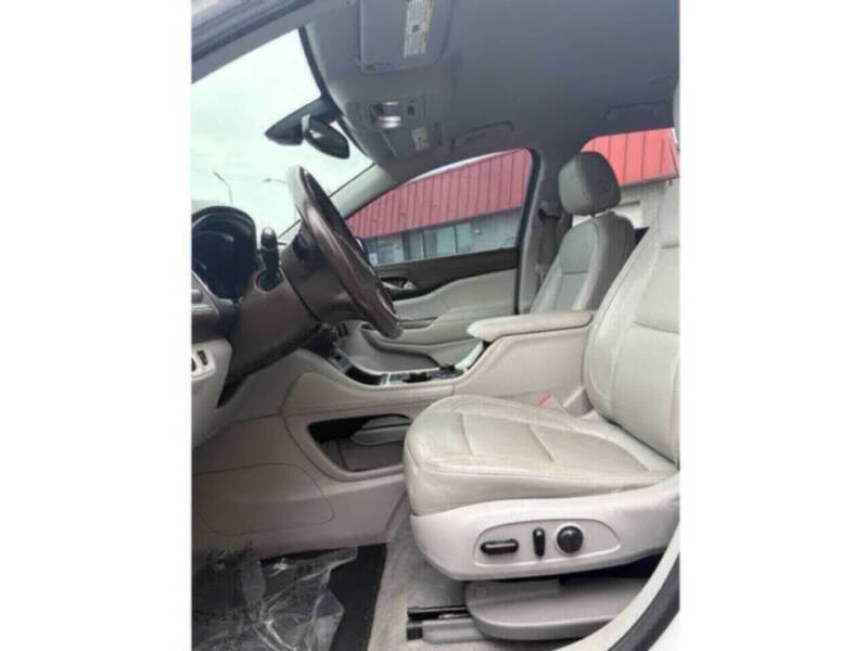 2020 GMC Acadia SLT