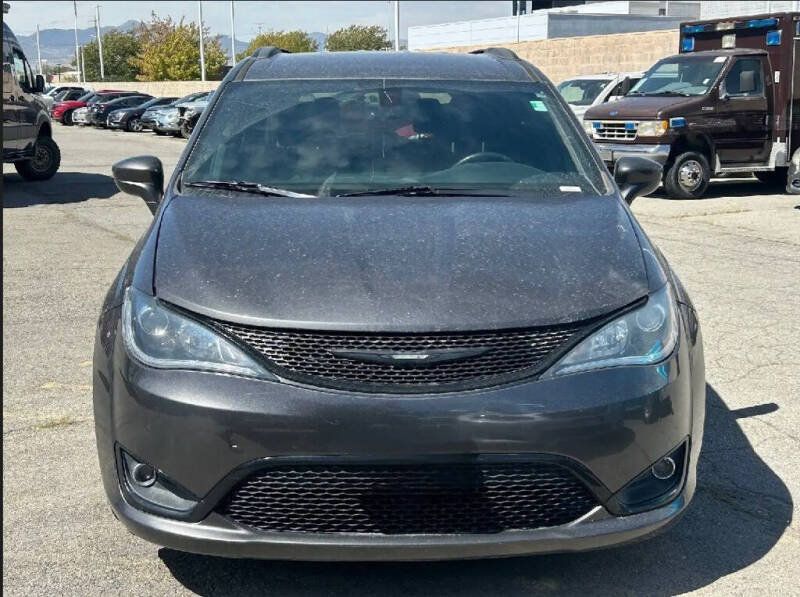 2019 Chrysler Pacifica Touring L Plus