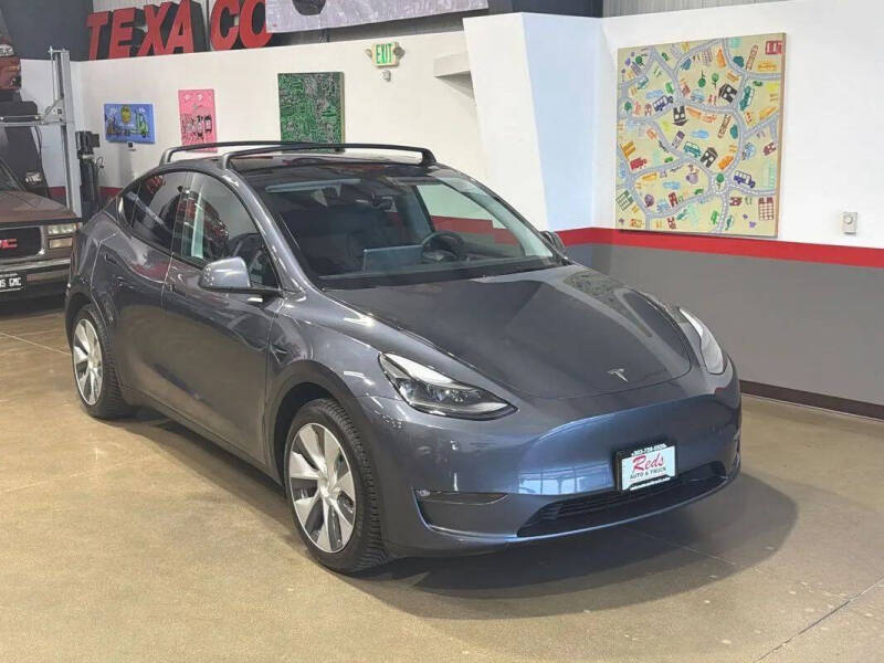2023 Tesla Model Y Long Range