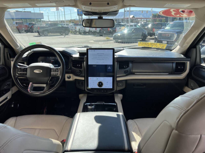 2023 Ford Expedition MAX Platinum