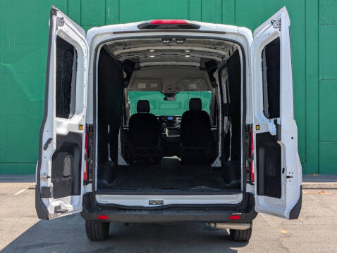 2024 Ford Transit 250