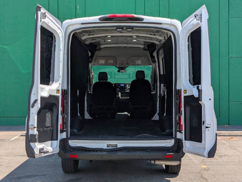 2024 Ford Transit 250