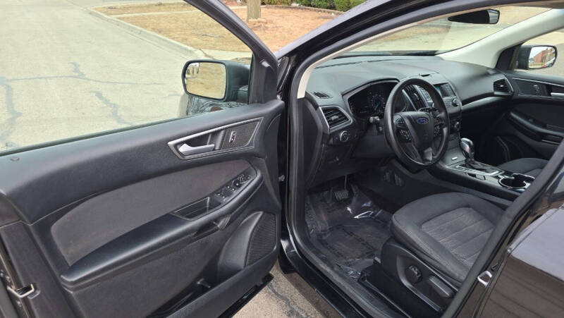 2017 Ford Edge SE