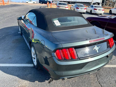 2016 Ford Mustang V6