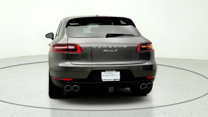 2016 Porsche Macan S