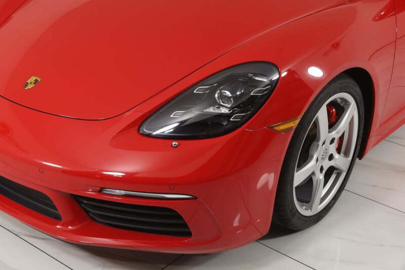 2023 Porsche 718 Cayman S