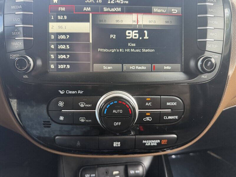 2016 Kia Soul +