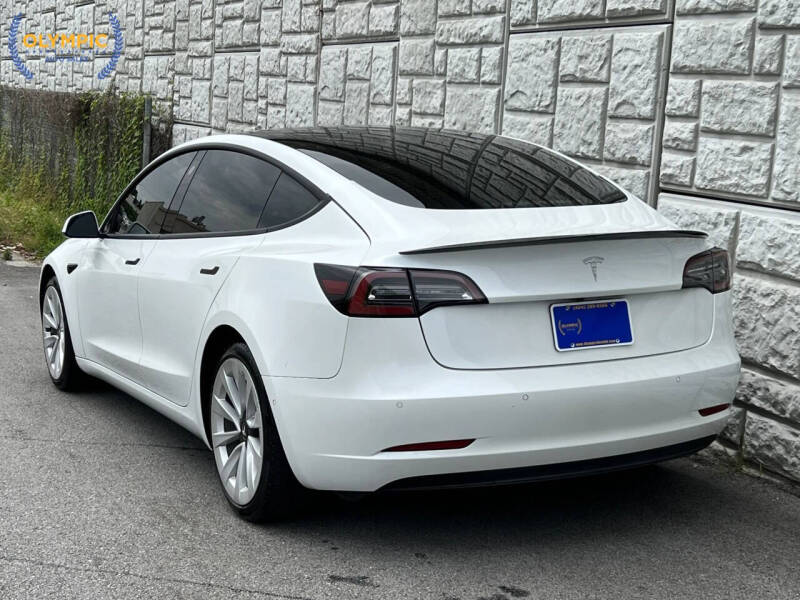 2021 Tesla Model 3 Standard Range Plus