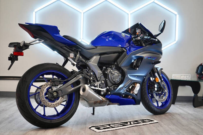 2023 Yamaha YZF-R7
