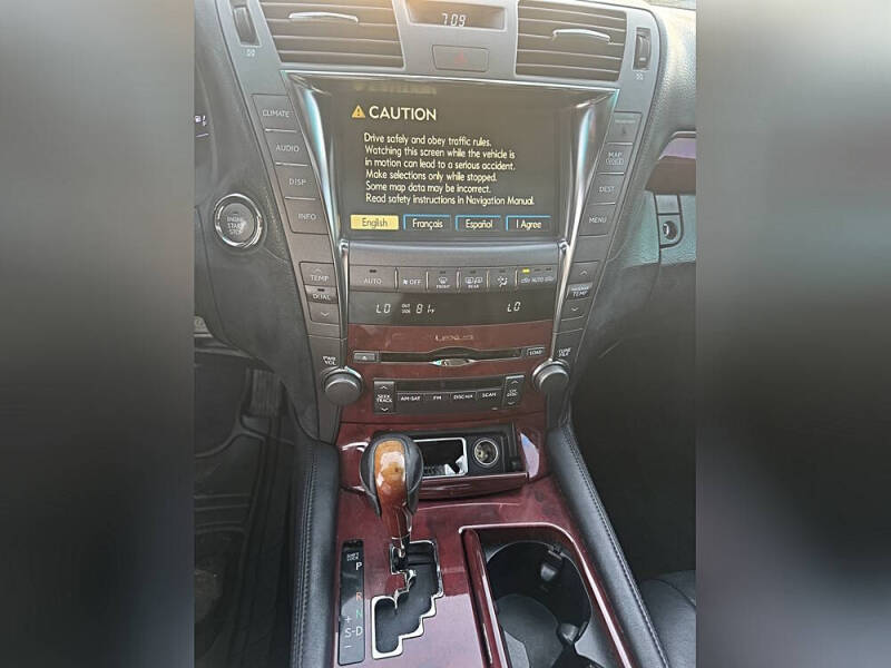 2007 Lexus LS 460