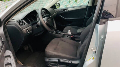 2015 Volkswagen Jetta SE