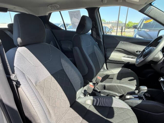 2019 Nissan Kicks SV