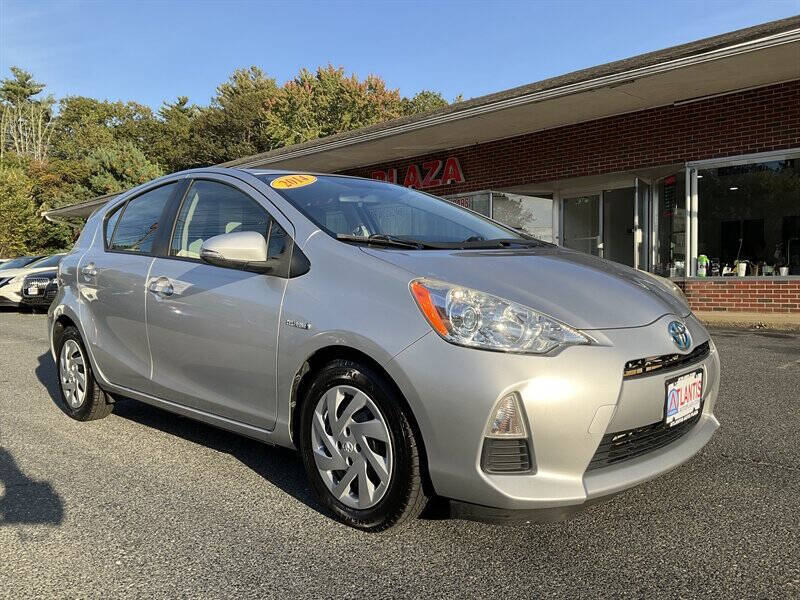 2014 Toyota Prius c Two