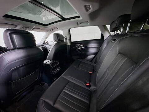 2024 Audi Q8 e-tron quattro Premium Plus