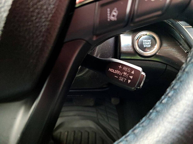 2018 Toyota Avalon XLE