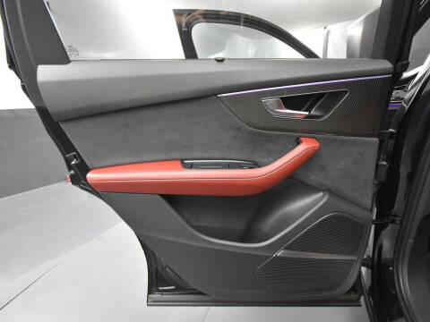 2024 Audi SQ7 4.0T quattro Premium Plus