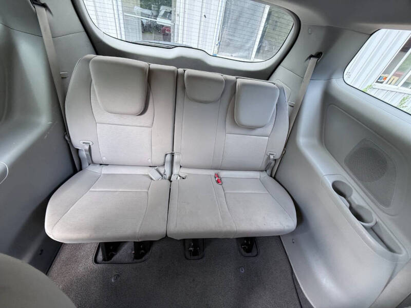 2015 Kia Sedona LX