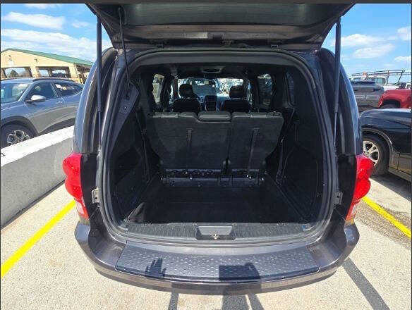 2016 Dodge Grand Caravan SXT Plus