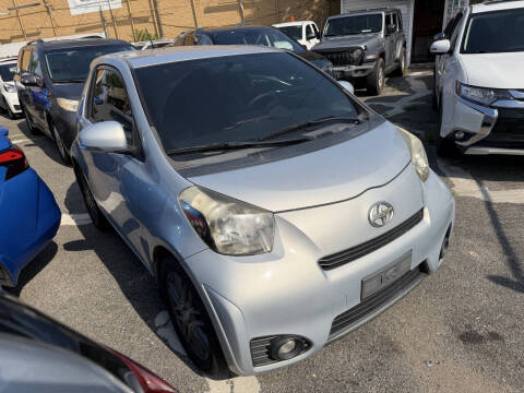 2014 Scion iQ 10 Series