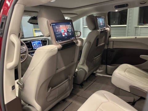 2020 Chrysler Pacifica Touring L Plus