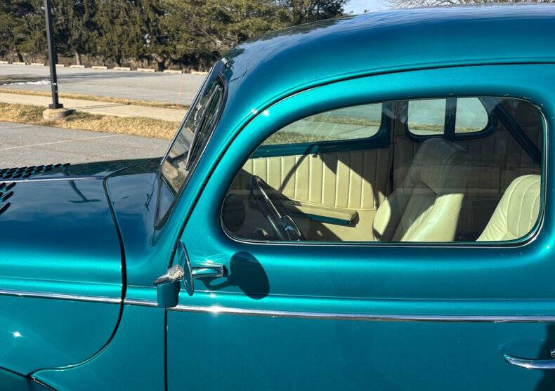 1939 Ford Deluxe