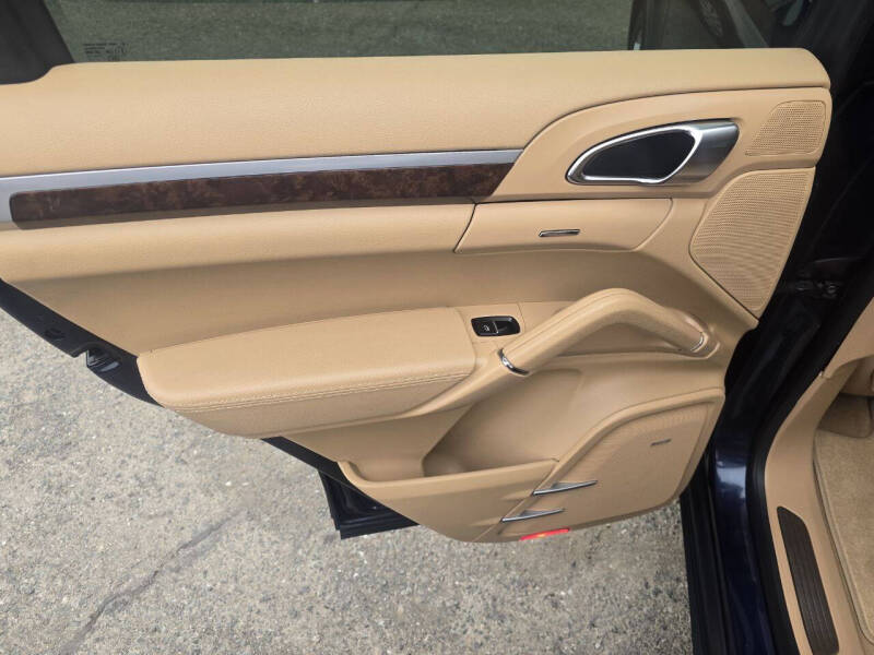 2013 Porsche Cayenne Tiptronic