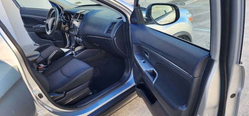 2019 Mitsubishi Outlander Sport ES