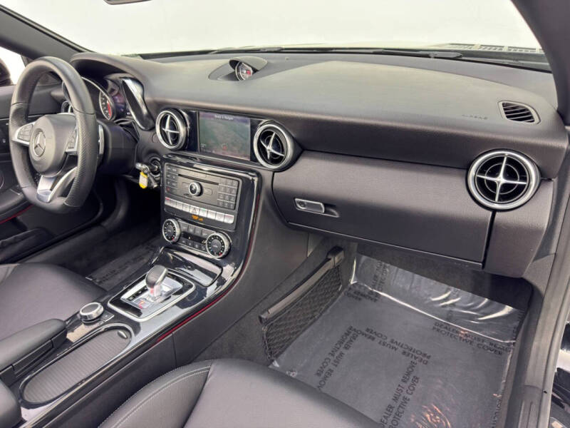 2019 Mercedes-Benz SLC SLC 300