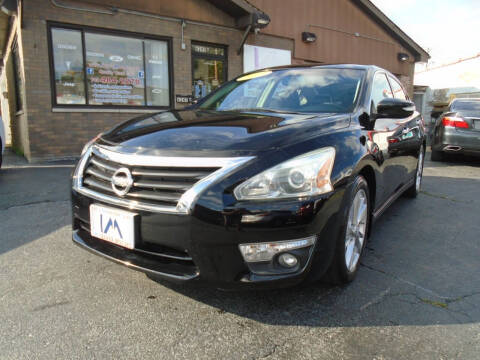 2013 Nissan Altima for sale at IBARRA MOTORS INC in Berwyn IL