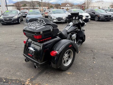 2013 Harley-Davidson TRIKE FLHTCUTG