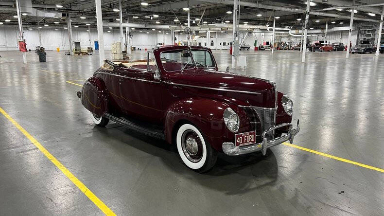 1940 Ford Deluxe