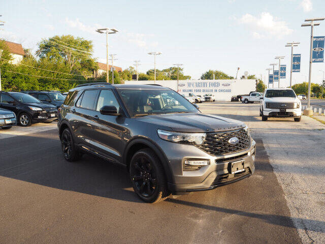 2022 Ford Explorer ST-Line