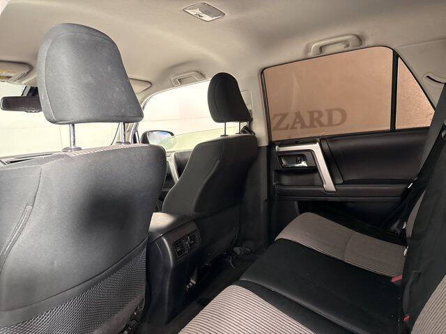 2022 Toyota 4Runner SR5