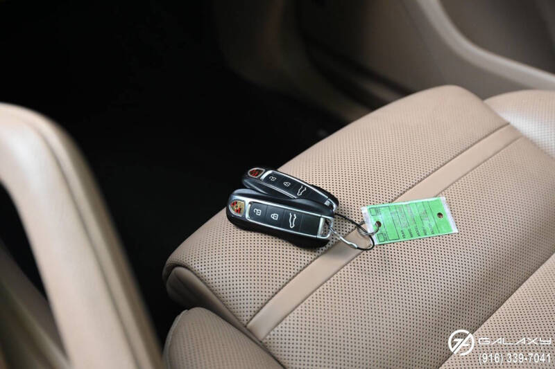 2019 Porsche Cayenne S