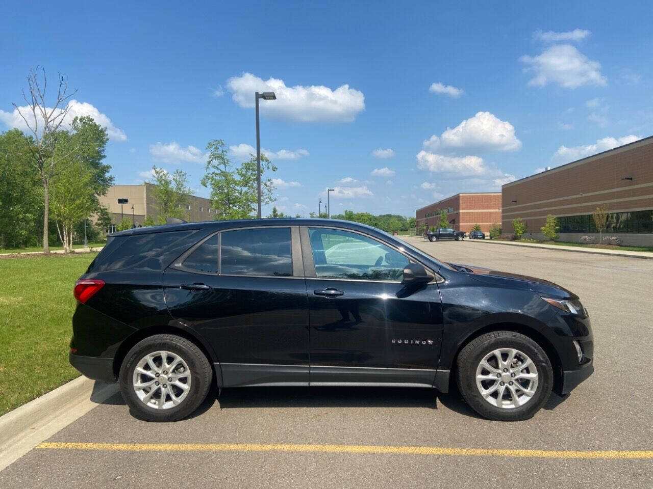 2020 Chevrolet Equinox for sale at ZAKS AUTO INC in Detroit, MI