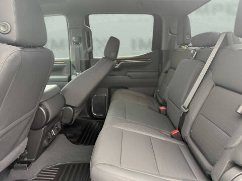 2026 GMC Sierra 1500 Elevation Standard