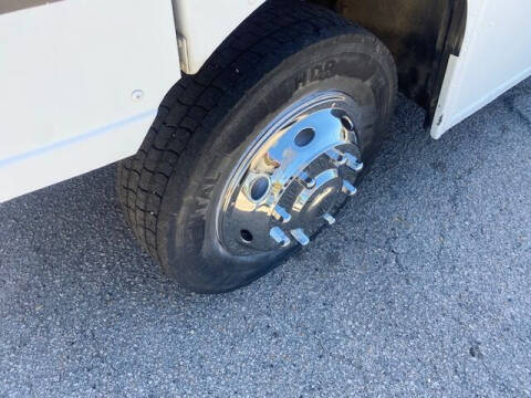 2010 Freightliner MT45 Chassis