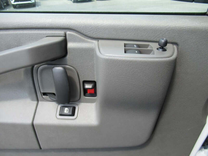 2026 GMC Savana 2500