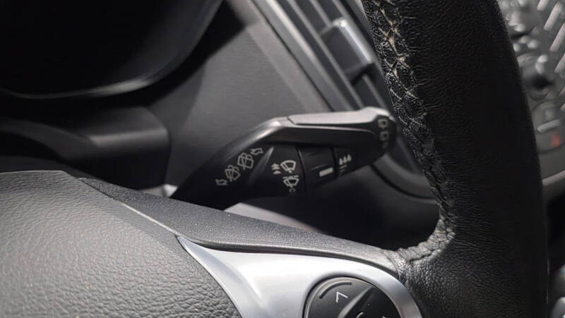 2015 Ford C-MAX Hybrid SE