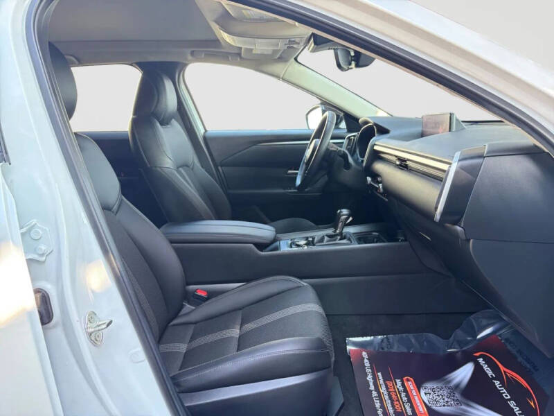 2023 Mazda CX-50 2.5 S Preferred Plus