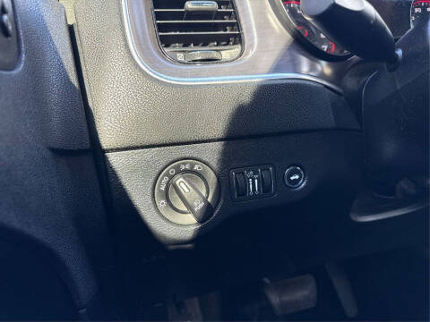 2017 Dodge Charger SXT